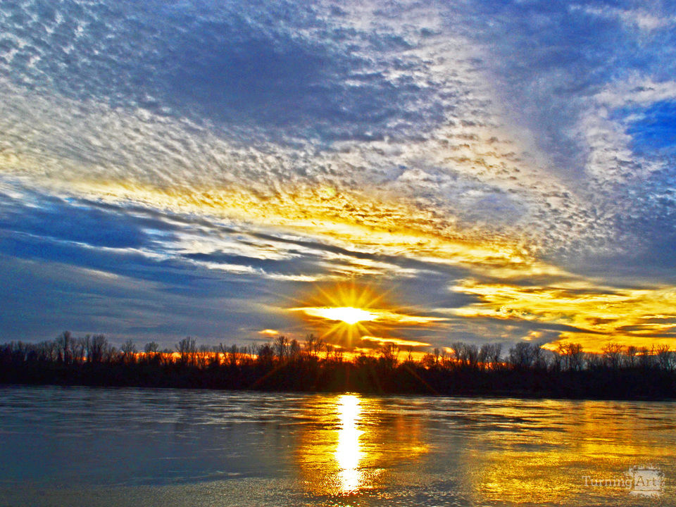 Missouri River Sunset