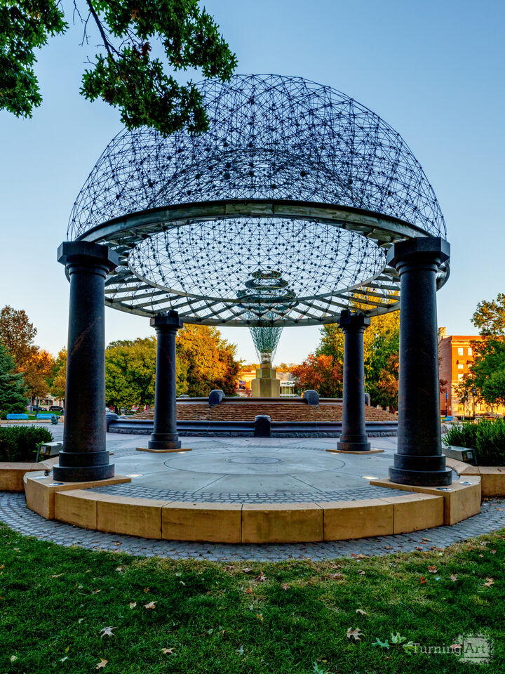 Bayliss Park Gazebo And Fountain Evening