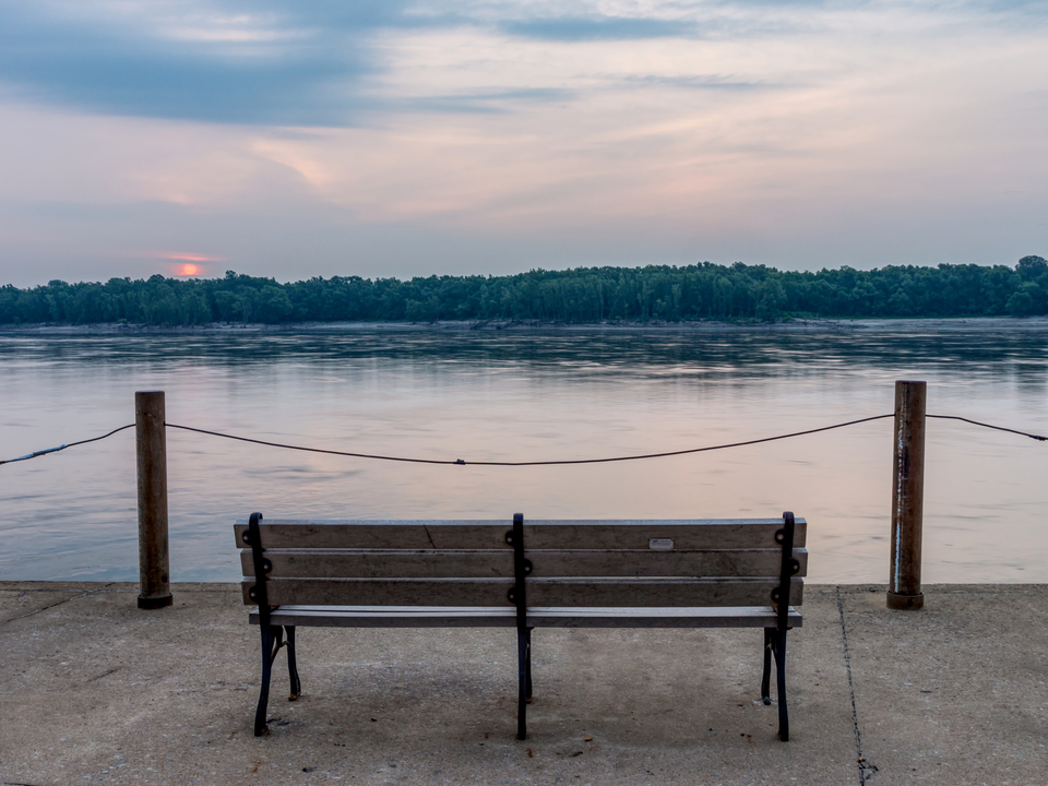 Bench Sunrise View Of Mississippi River