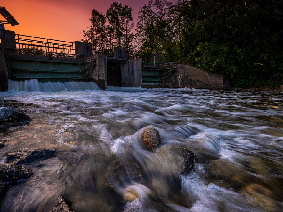 Nagawicka Lake Morning Transition