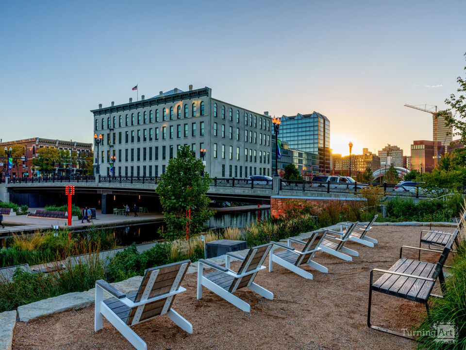 Downtown Omaha Seating Area At Dusk