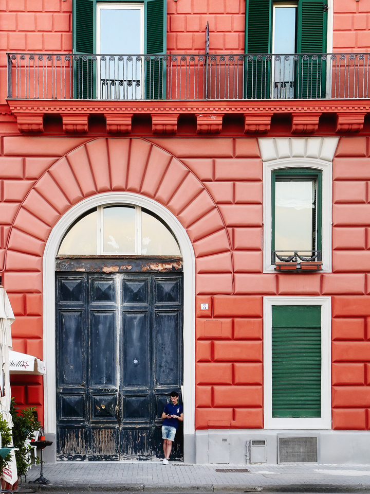 Series 112: Naples Italy Is Soooo Raw