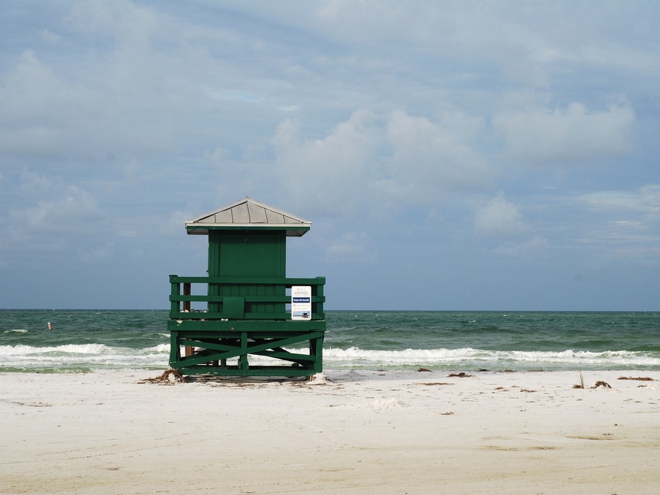 Green Siesta Key Lifeguard Stand, Florida, 2 of 4