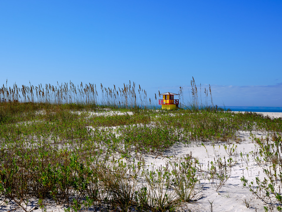 Lifeguard Shack, Sand Key Beach 