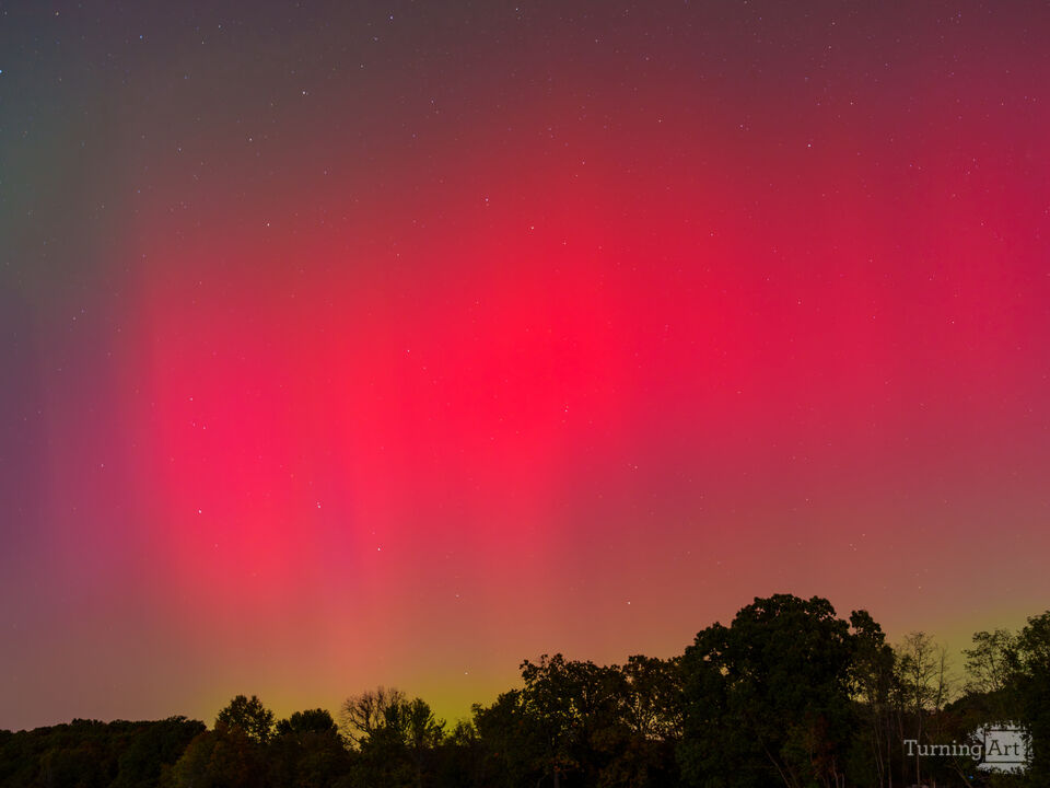Bold Aurora Moment Springfield Missouri