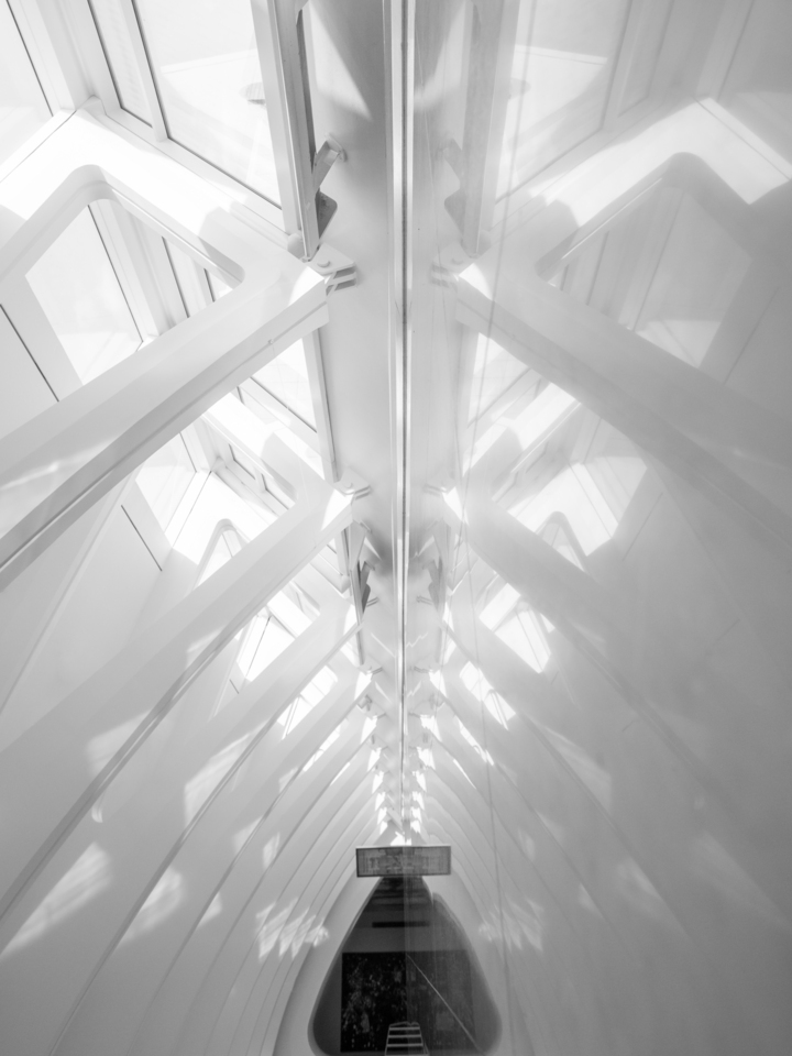 Milwaukee Art Institute Hallway Illusion