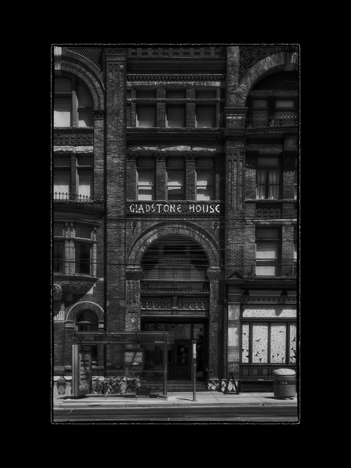 Gladstone Hotel No 3 with Border