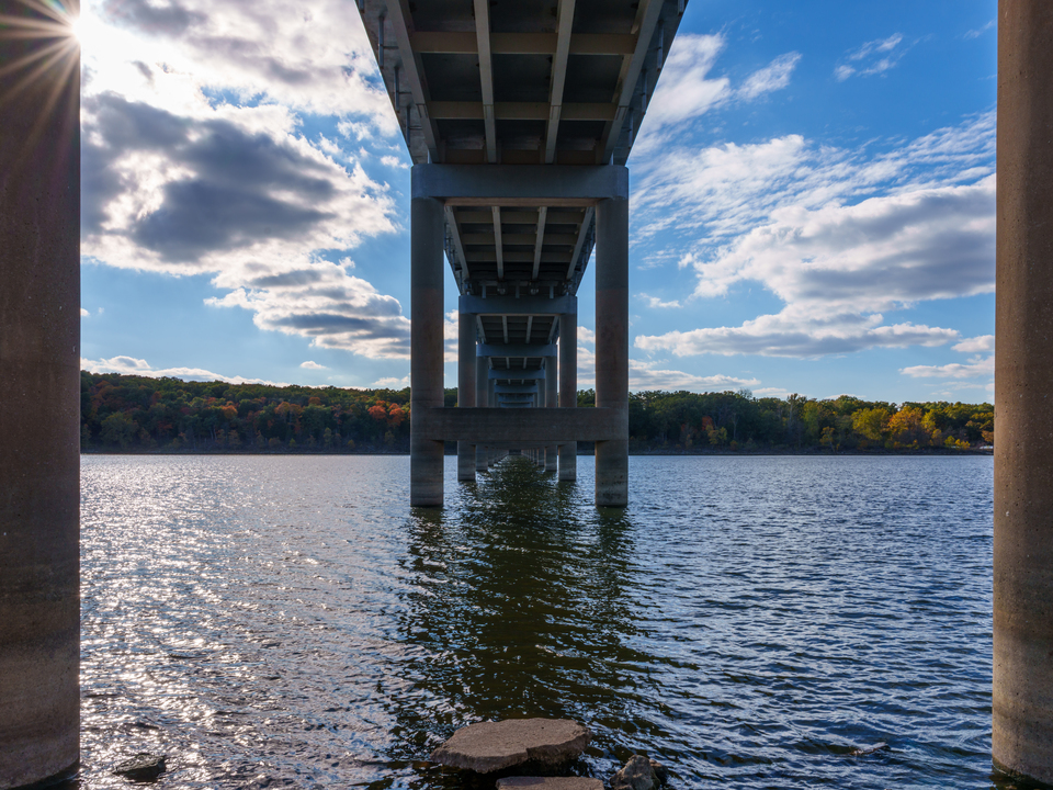 Under Nemo Bridge Pomme de Terre
