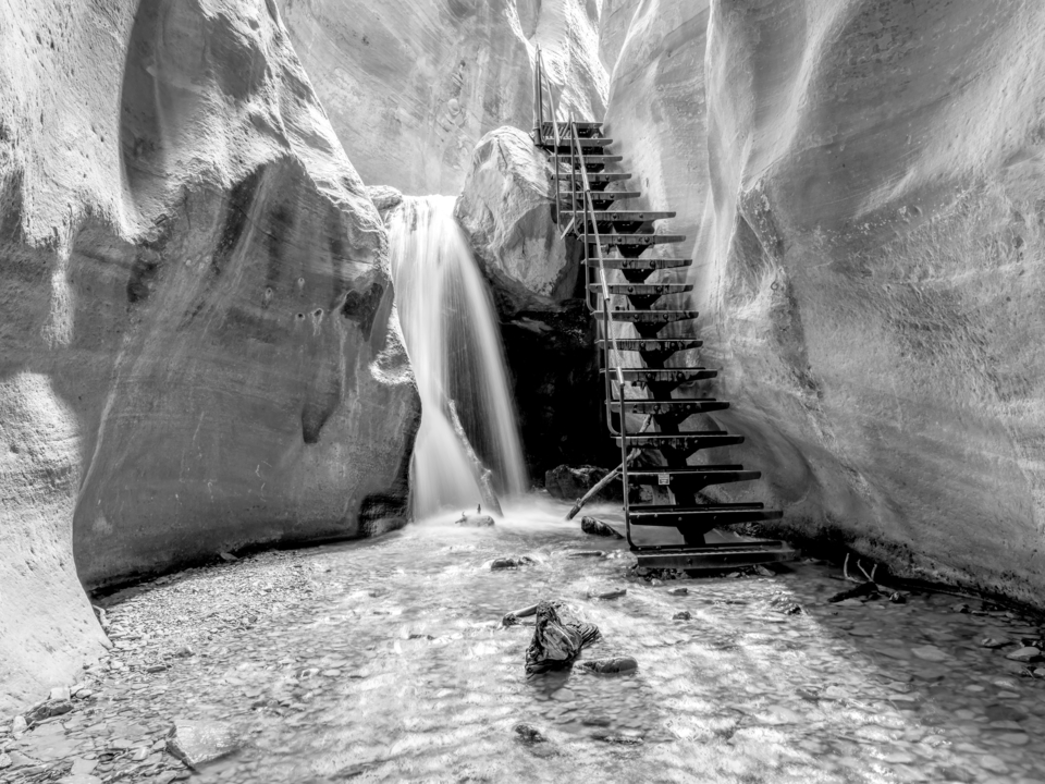 Climb Beside Kanarra Falls Grayscale
