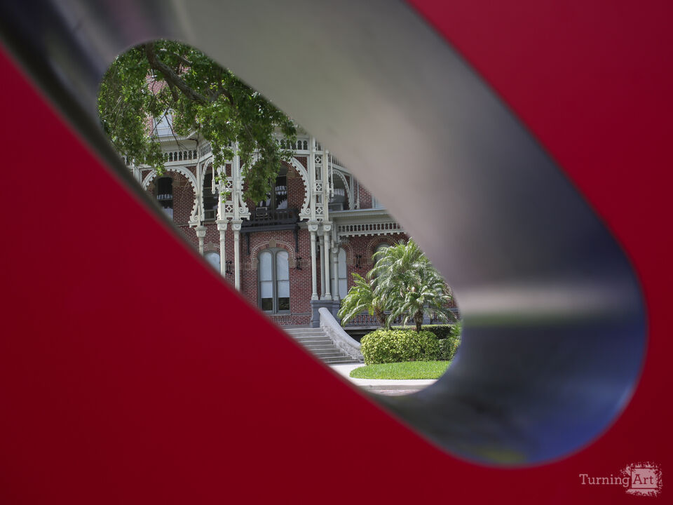 Contemporary Red Form – Plant Hall Detail Study