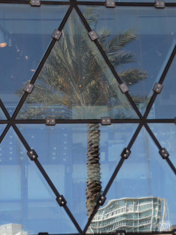 Dalí Museum Glass Geometry – St. Petersburg