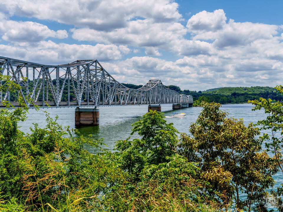 Boating By Kimberling City Bridge