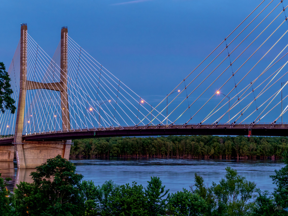 Bill Emerson A Bridge Between States