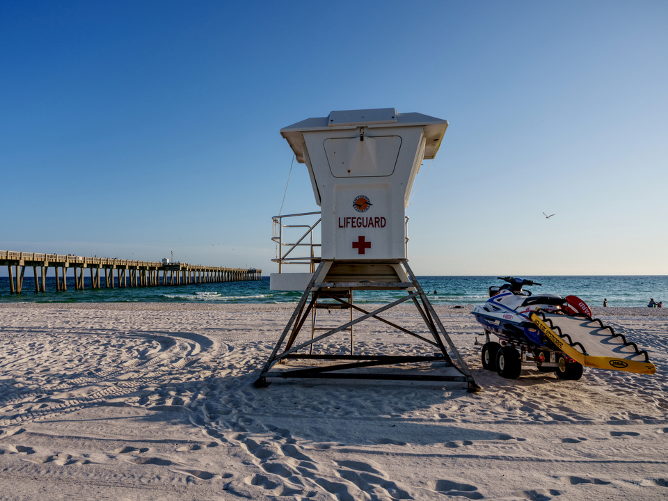 MB Miller County Pier Lifeguard Stand