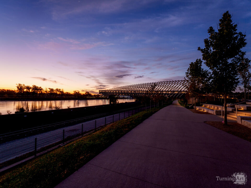Farnam Pier Missouri River Dawn Walk