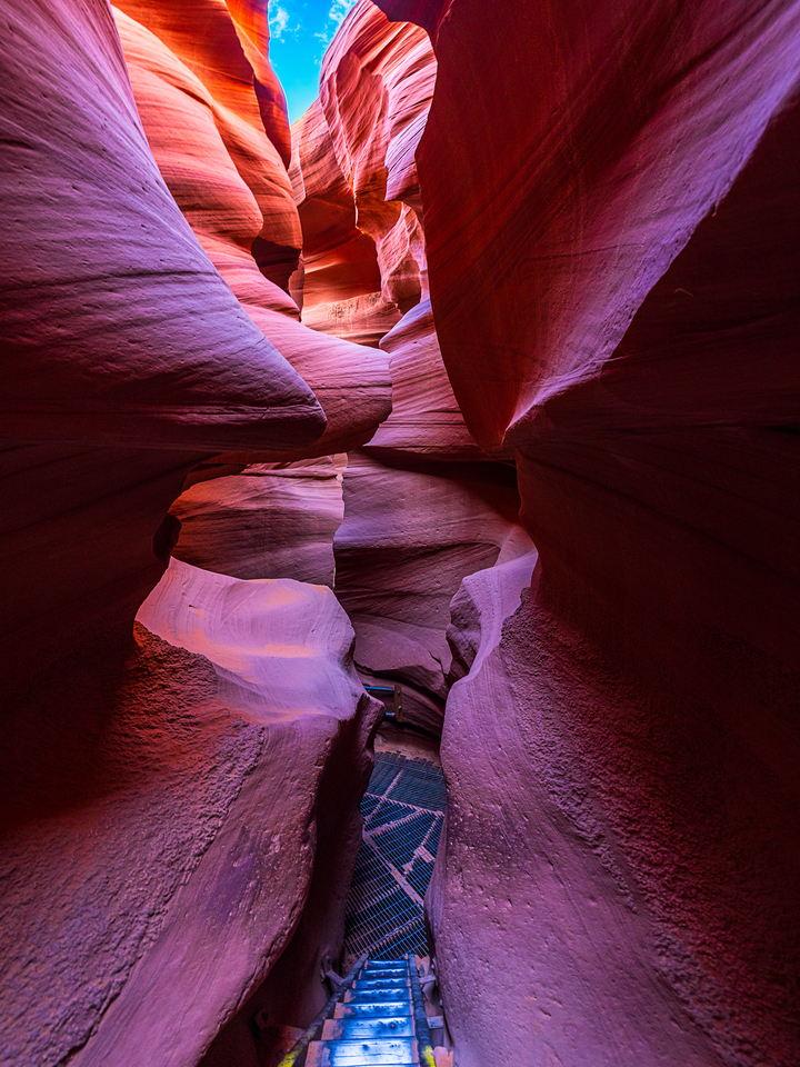 Twisting Desert Depths
