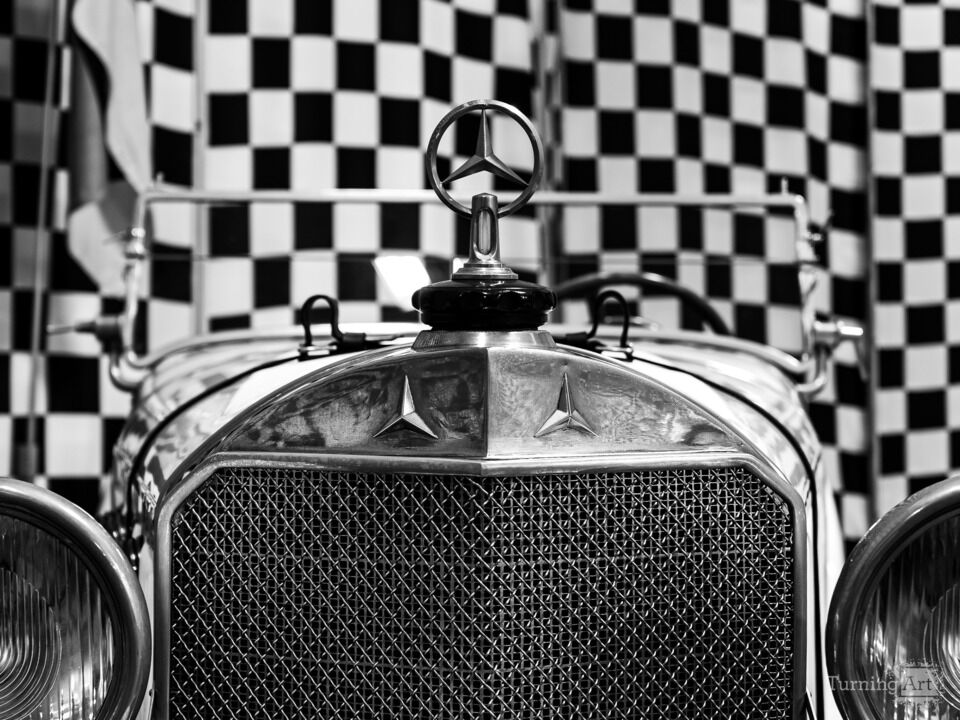 B&W 1927 Mercedes Benz Sportswomen
