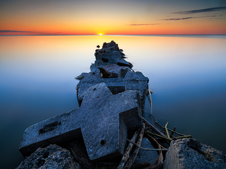 Stillness at Lake View Park