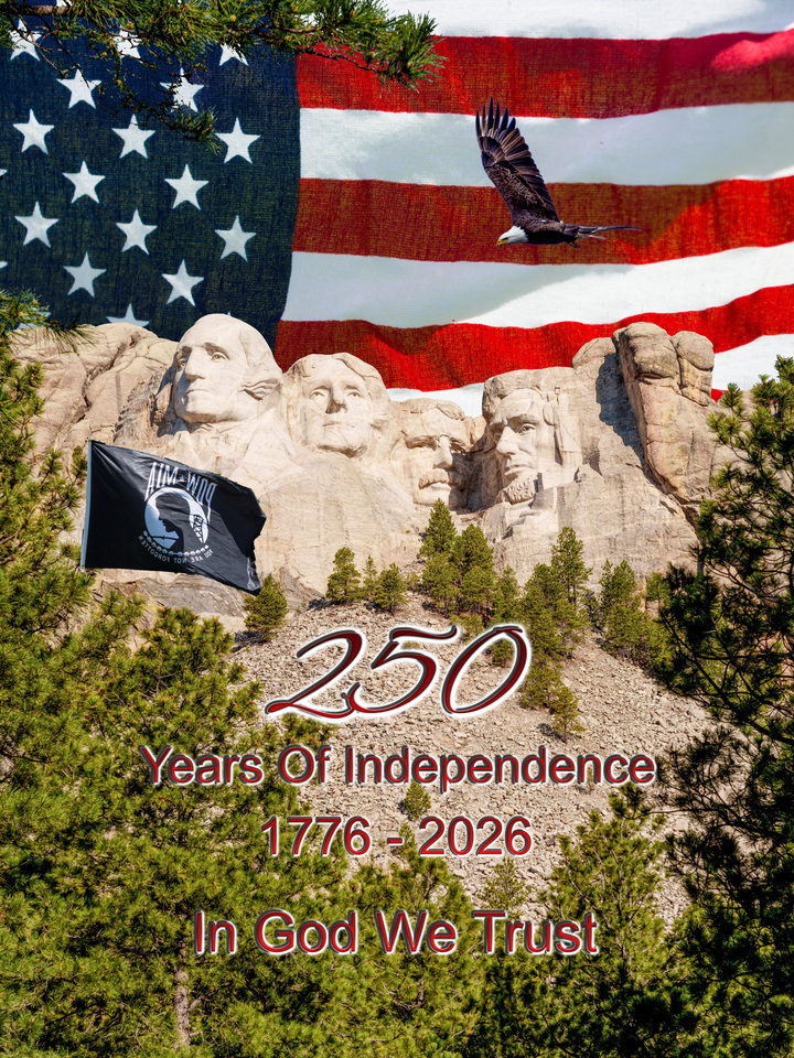 Mount Rushmore In God We Trust Vertical