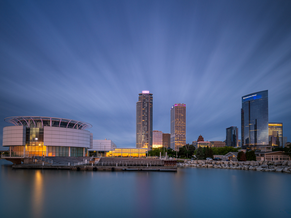 MKE Waterfront First Light