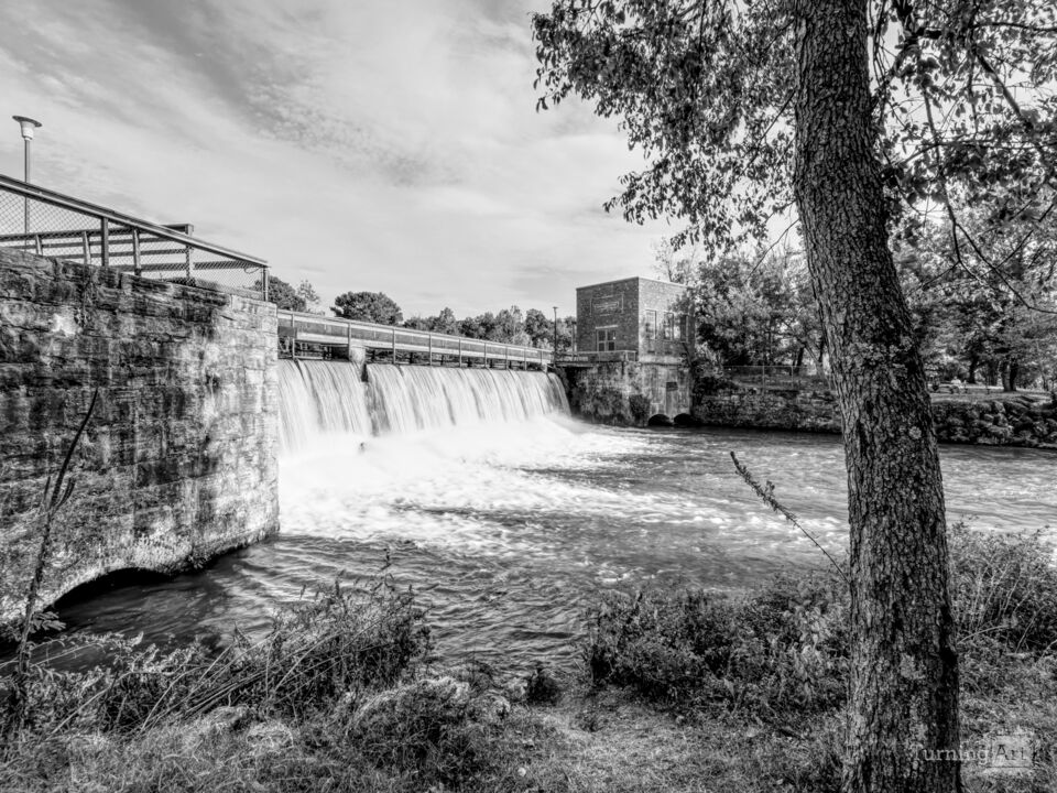 Side View Of Mammoth Spring Dam Grayscale