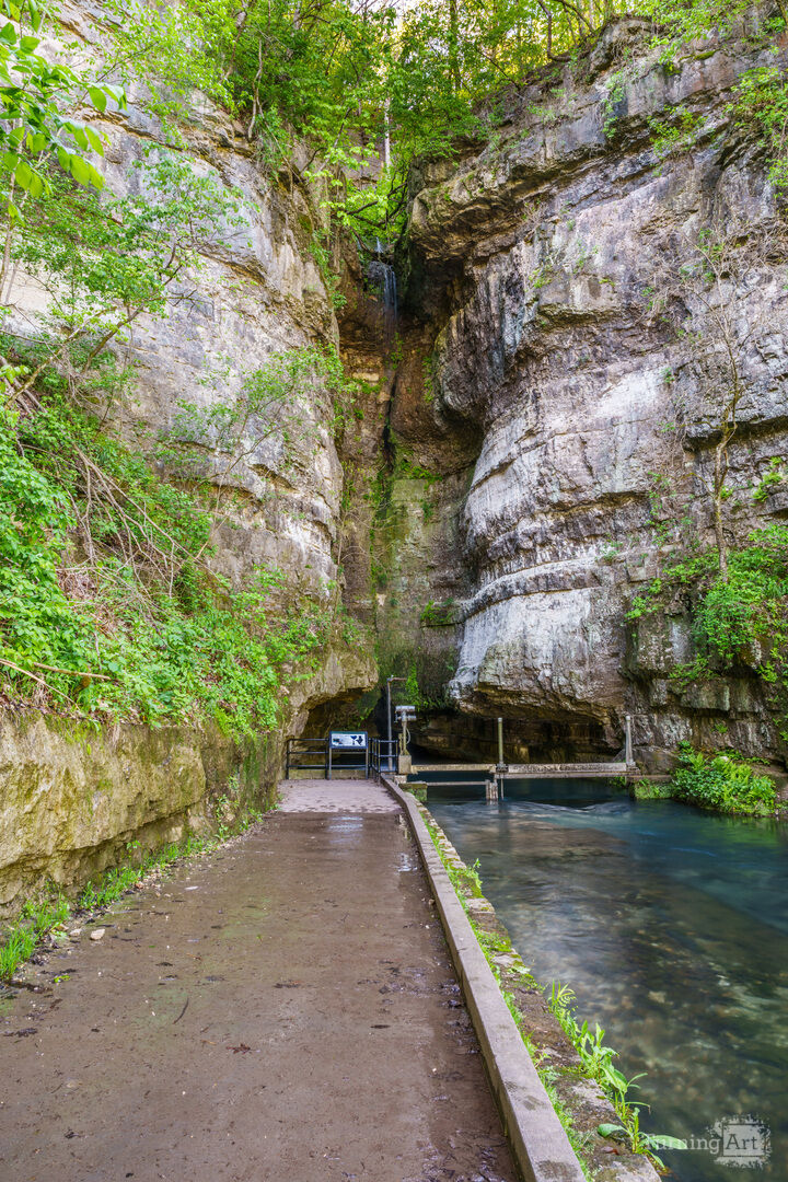 Roaring River Natural Spring Walkway