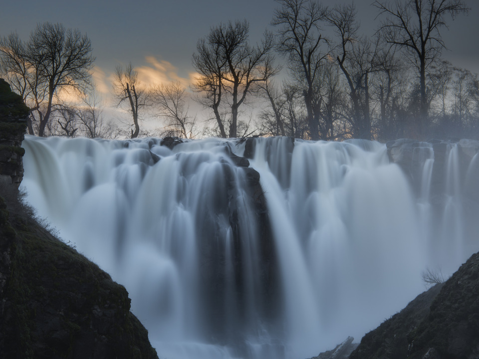 Upper White River Falls