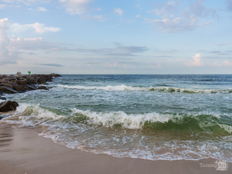 Orange Beach Plunging Wave
