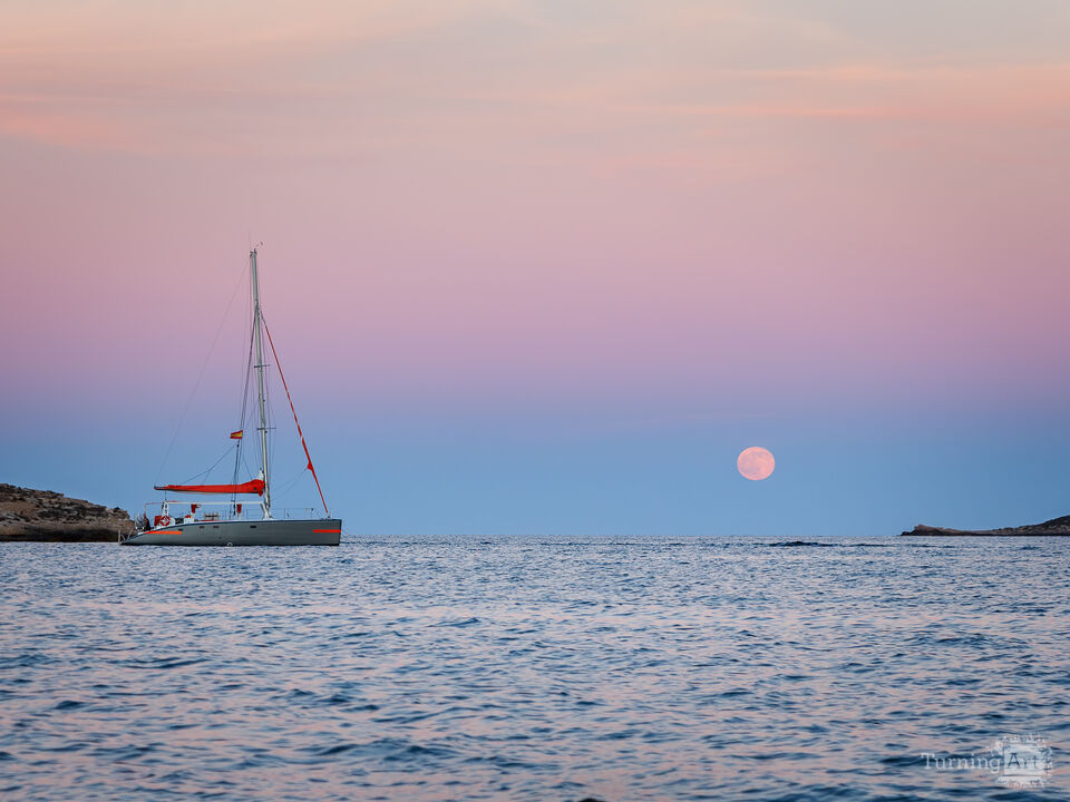 Moonrise over the Med