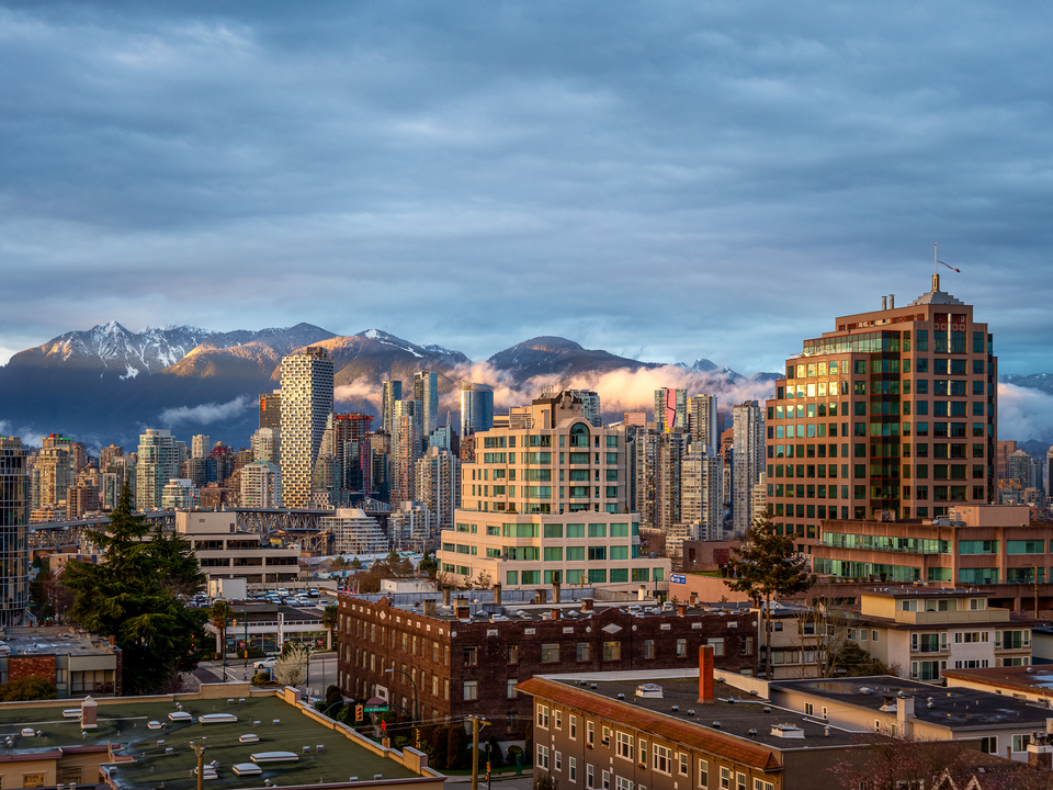 Vancouver Alpine Horizon