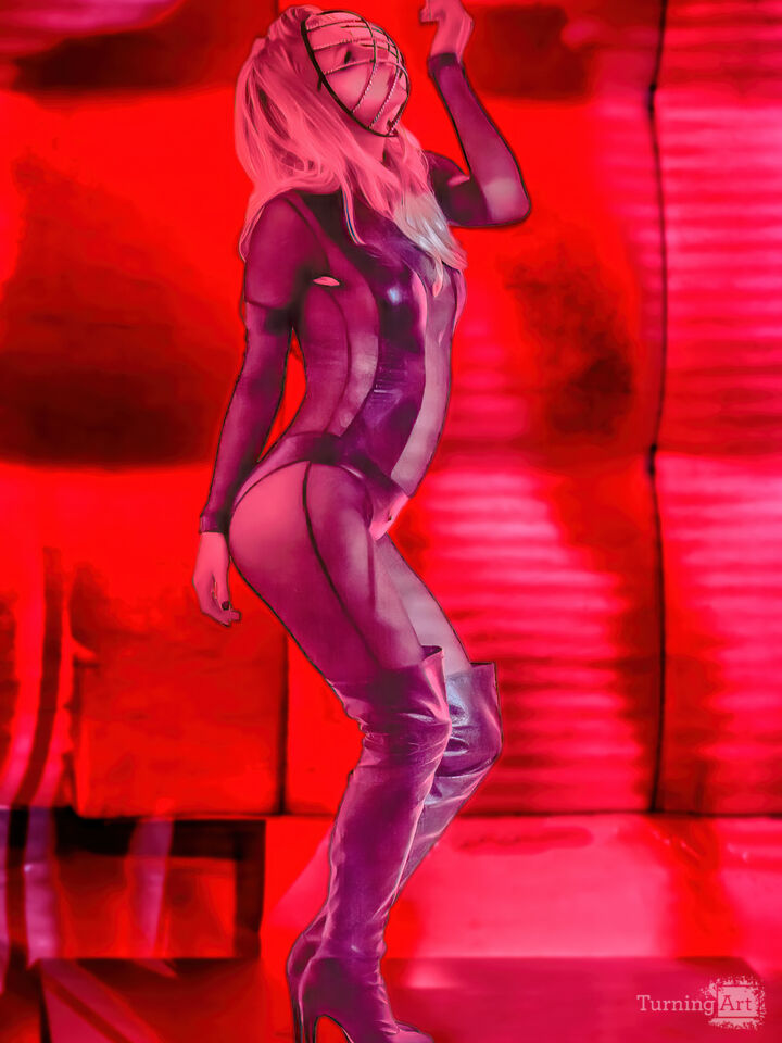 Fashion Show - Dancer