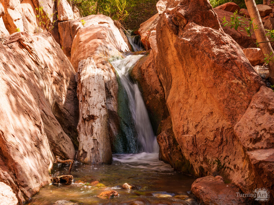 Kanarra Creek Flowing Over Boulders