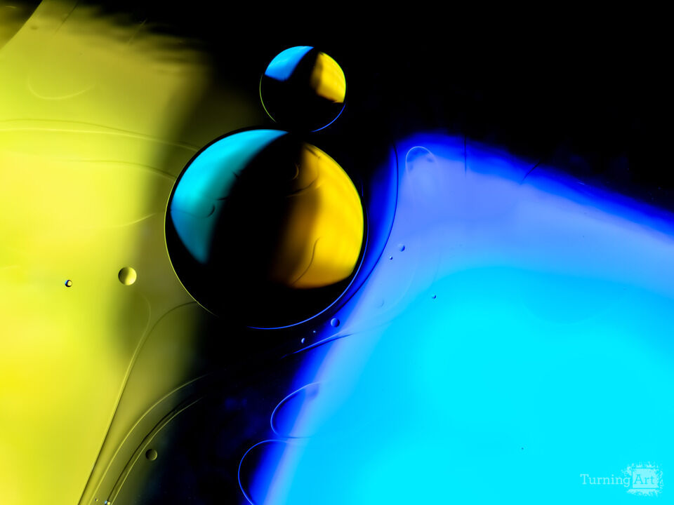 Liquid Cosmos