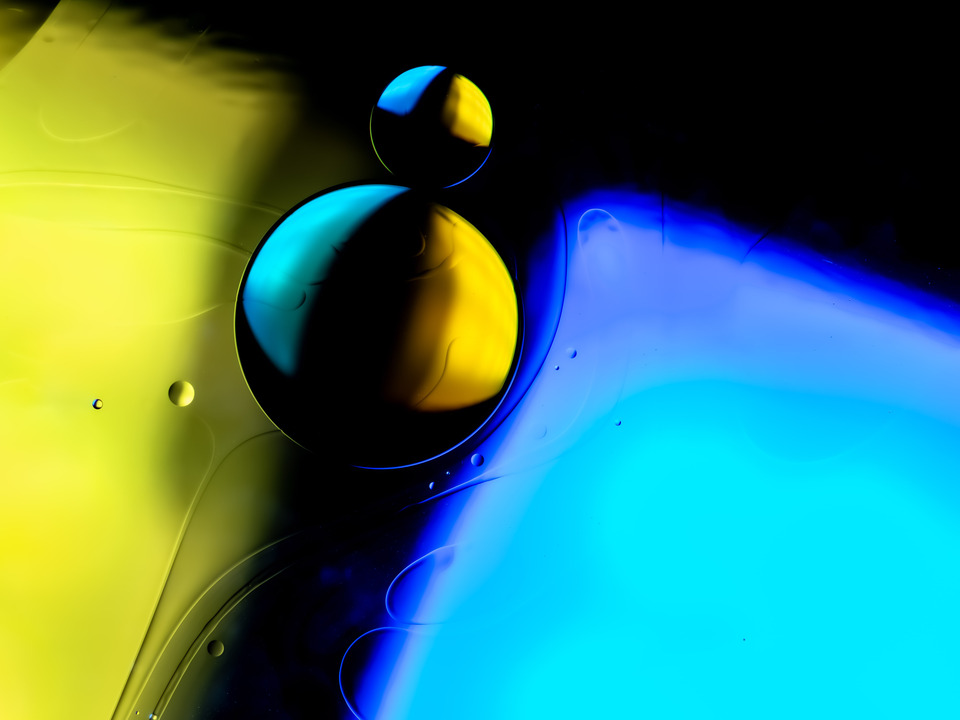 Liquid Cosmos