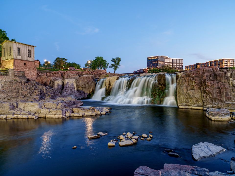 Sioux Falls Twilight Wateralls