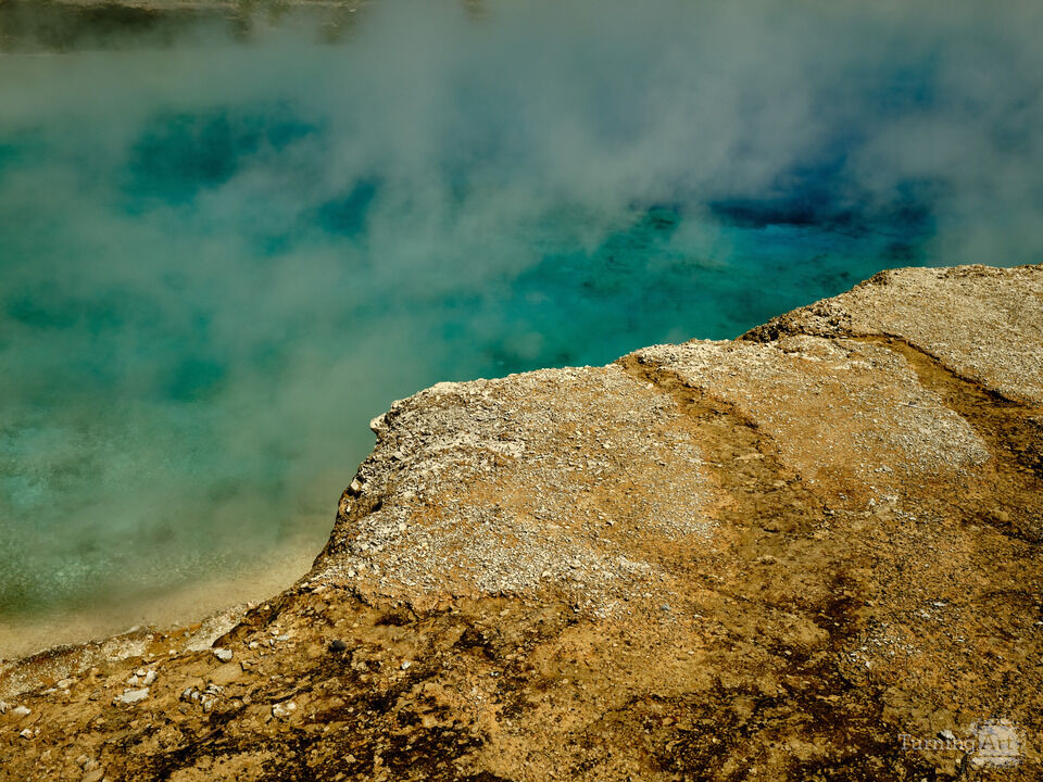 Limestone, Bluegreen Hot Springs & Steam