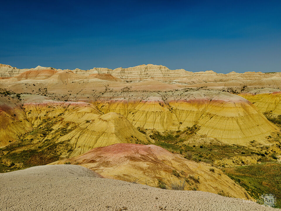 The Colorful Plains of South Dakota