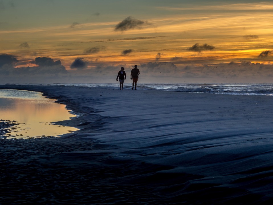 Walk on the Beach DSC_2230