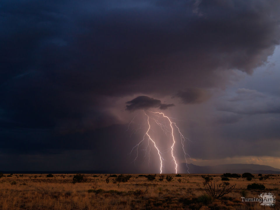 Double Lightning Bolts