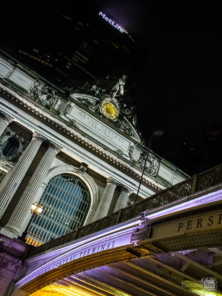 Grand Central Station, Things Are Looking Up