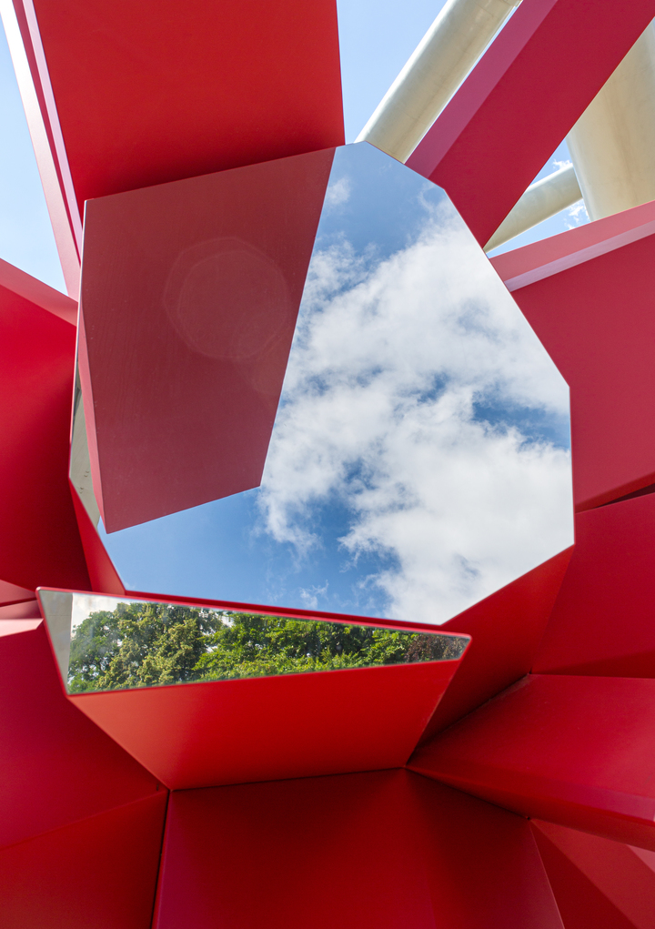 Rock Growth Sculpture Atomium