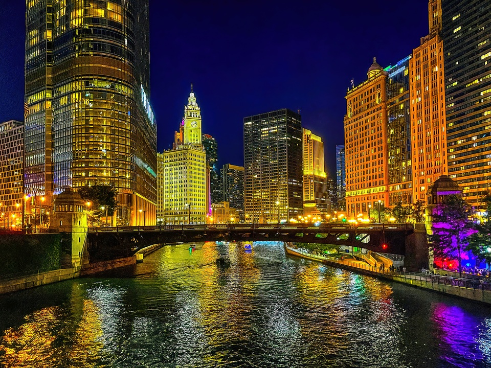 Night Time on the Chicago River IMG_4643