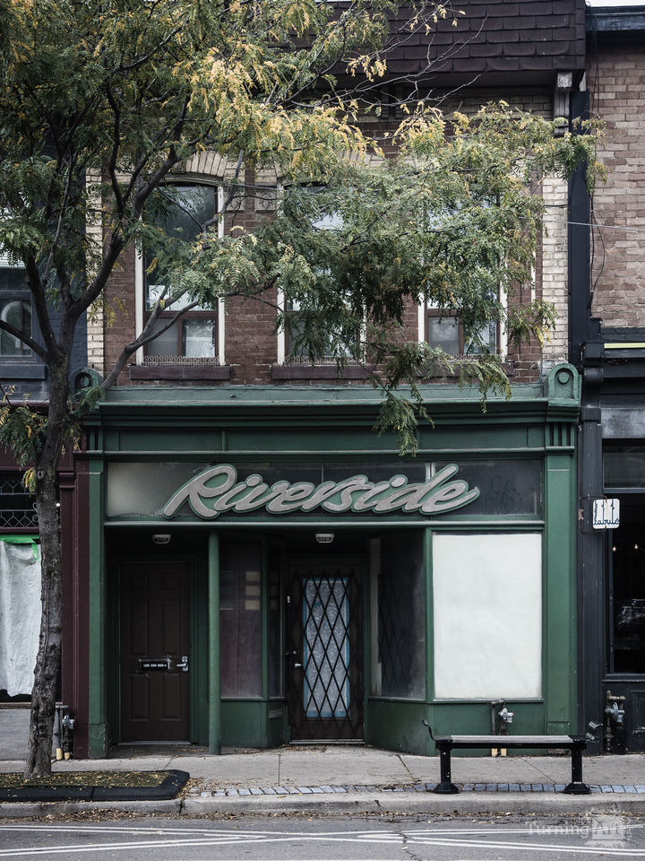 No 808 Queen St E 3 Color Version