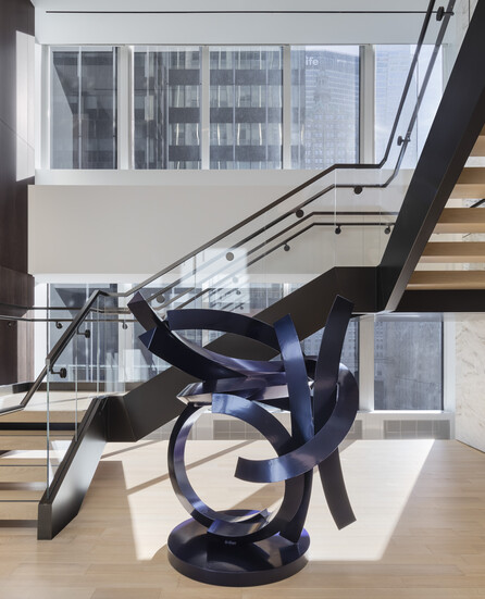 Lincoln_International_-_NYC_Int_Stairs_2_Copyright_Andrew_Rugge_-_Perkins_Eastman_(2).jpg